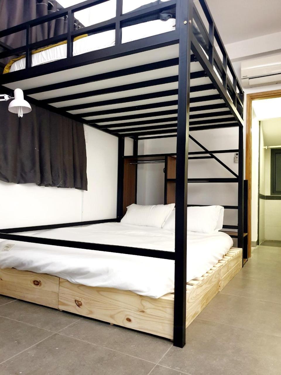 Zvillage Ncc - Modern Townhouse In District 1 Ho Chi Minh City Exterior photo